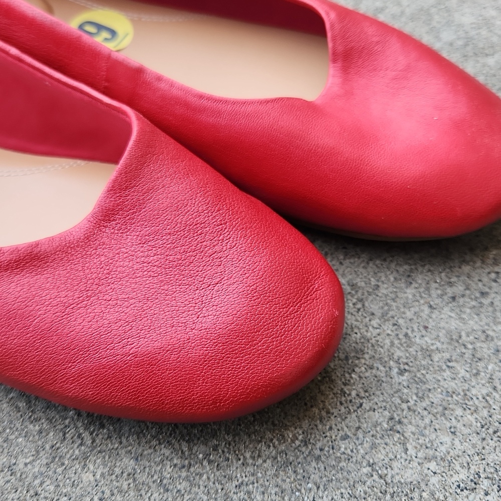 Hush Puppies Red Ballet Flats - Picture 2 of 10